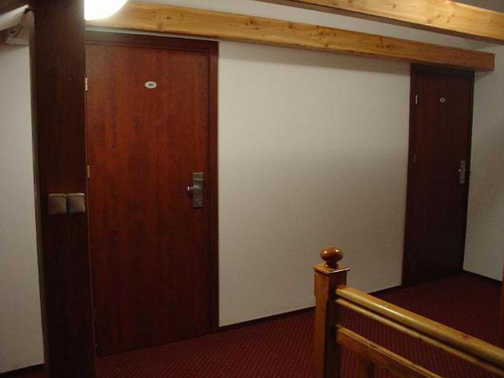 ホテルRezydencja Parkowa ワルシャワ 部屋 写真